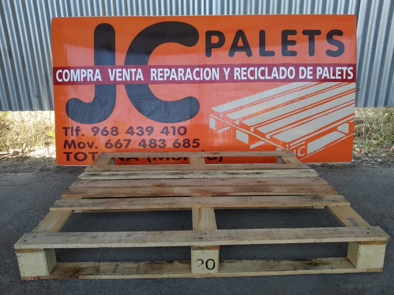 Palet americano 100 × 120 de 7 tablas
