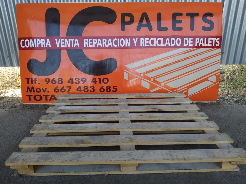 Palet americano 100 × 120 fuerte abierto