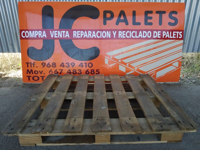 Palet botellero de madera para sector vinícola